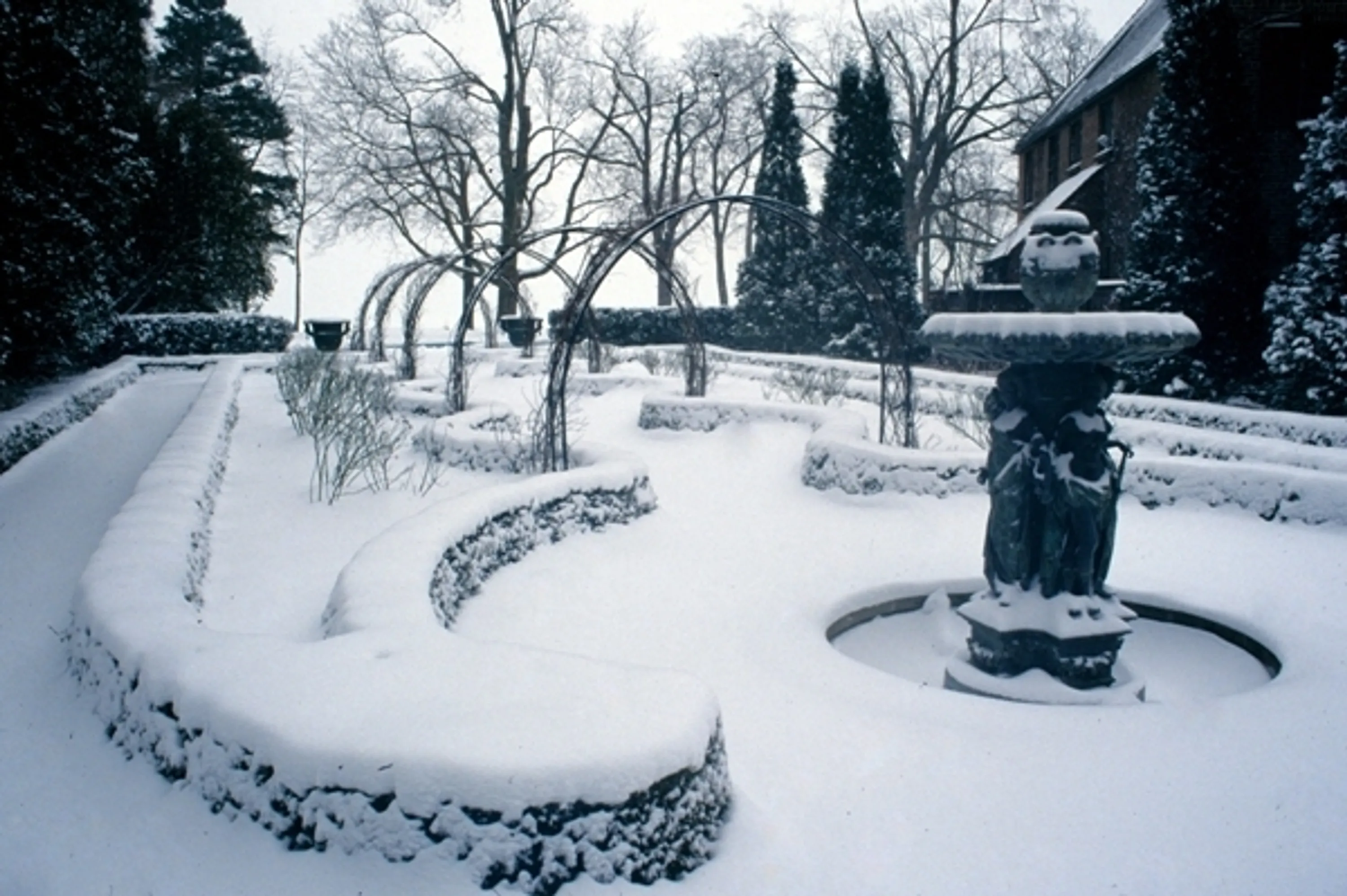 2 manor garden gardens in the winter blog hoerrschaudt