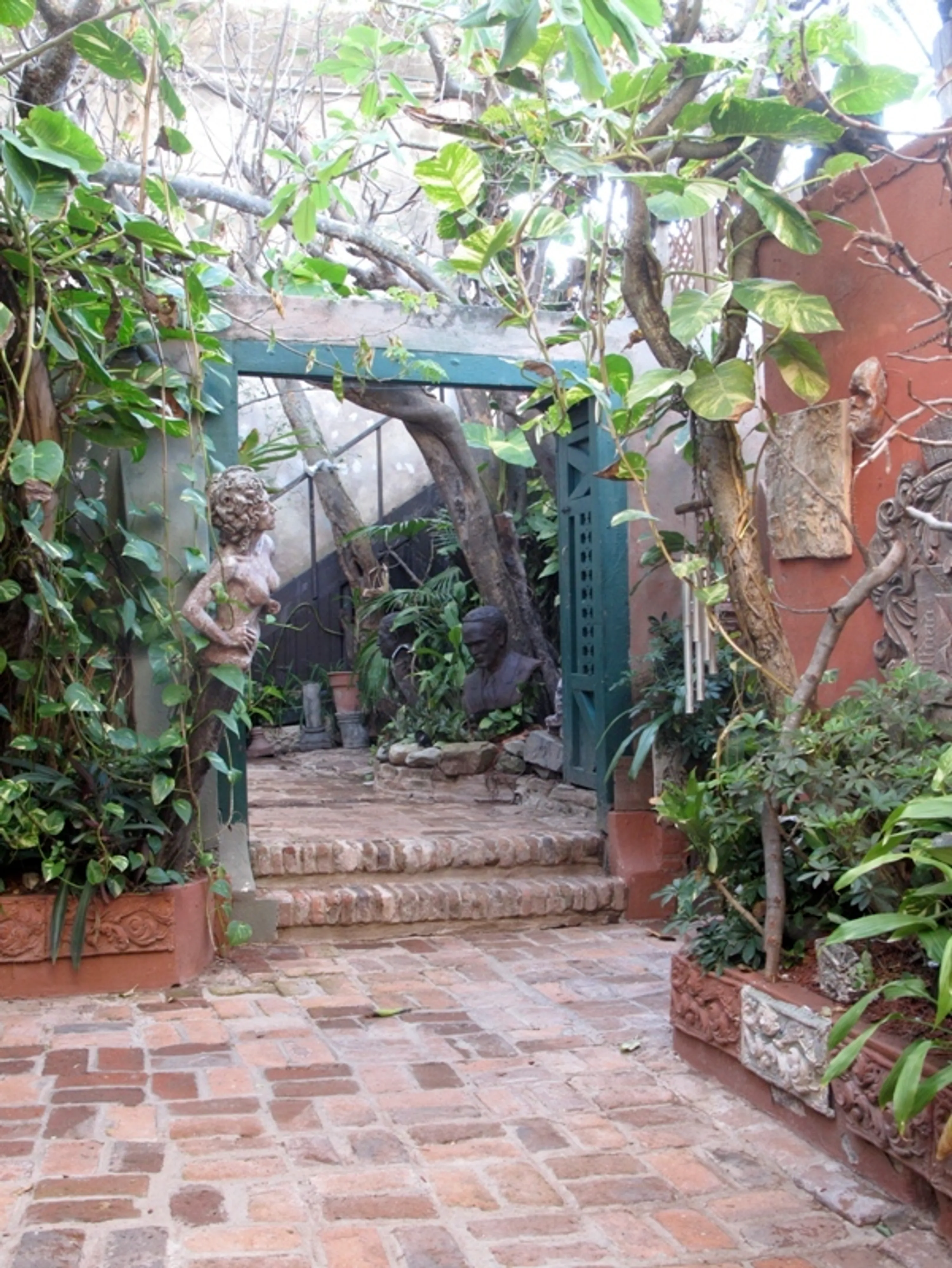 2 walled courtyard outdoor rooms in san juan blog hoerrschaudt